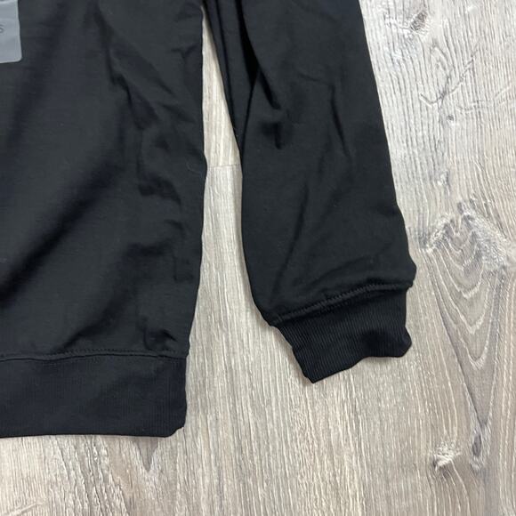 Women's Beauty in Every Shade Graphic Black Sweatshirt - Size Small - NWT - Picture 5 of 6